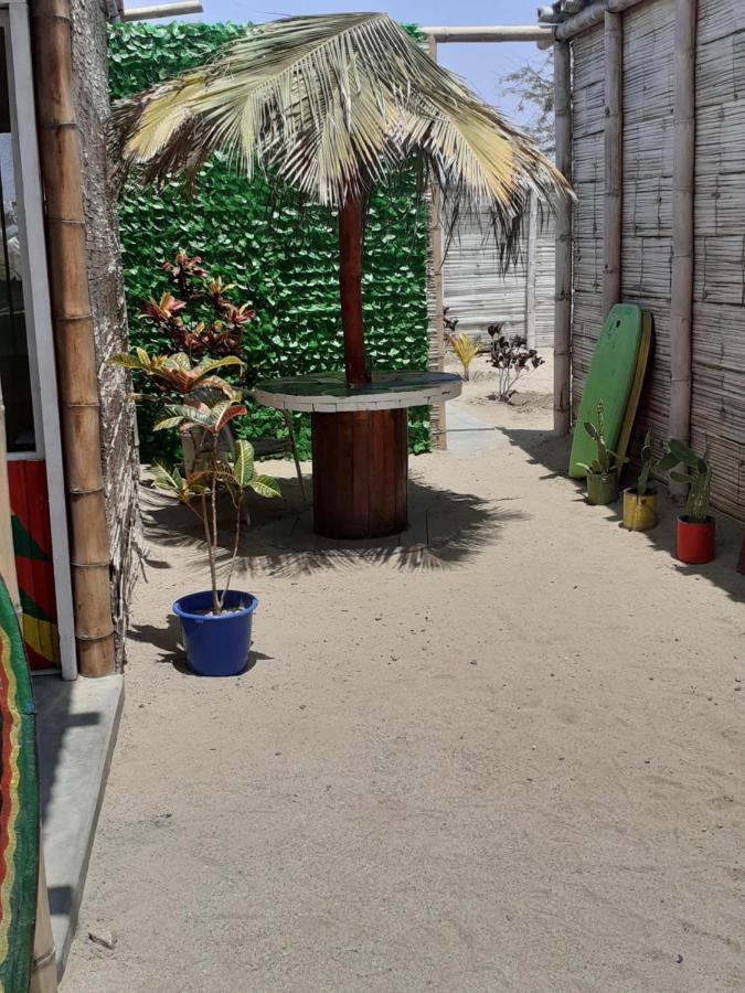 Отель Pepon Surf Camp Манкора Экстерьер фото