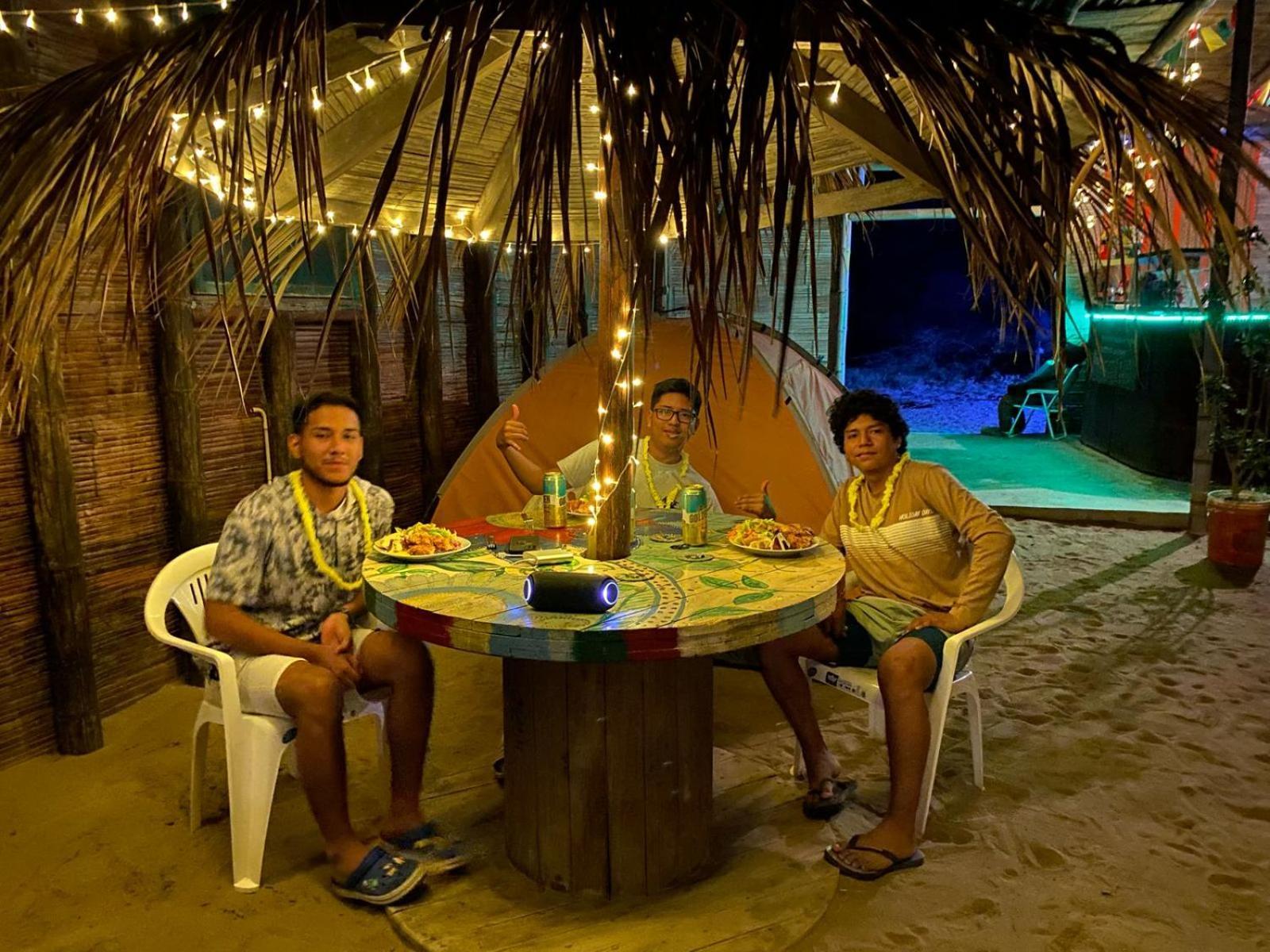 Отель Pepon Surf Camp Манкора Экстерьер фото